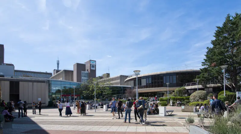 <p>Nos campus</p>